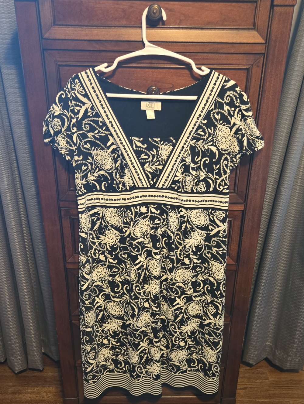 LOFT Black and White Floral V-Neck Midi Dress